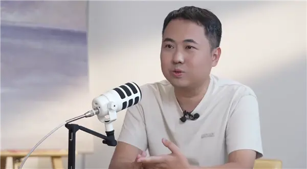 安克创新CEO发声预言：充电宝大概率过几年就死了