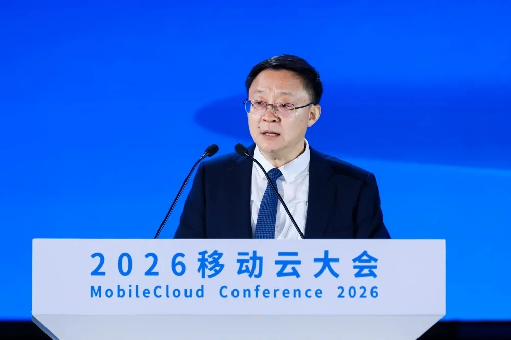 讯飞星火党政智盒发布，打造国内首个安全可控、敢用易用的党政“龙虾”