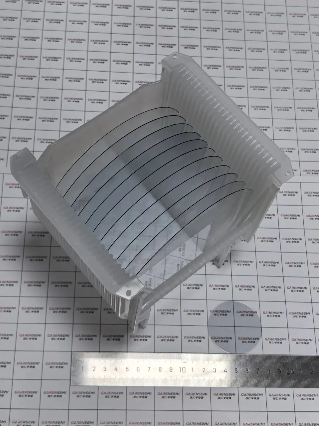 全球首发：中国镓仁半导体建成6/8英寸氧化镓同质外延量产线