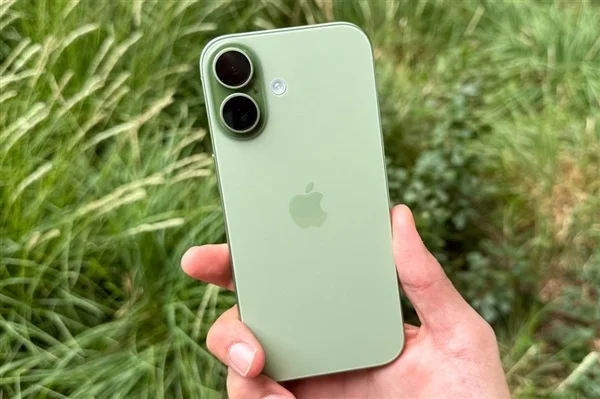17三分之一产能 成本上涨太恐怖！苹果部分产线砍掉iPhone
