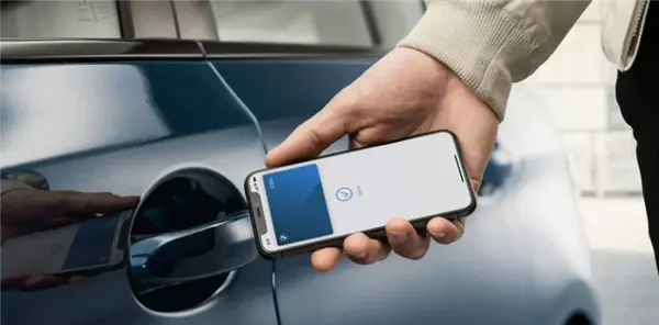 27代码曝光！苹果将适配小米车钥匙：iPhone解锁SU7、YU7 iOS